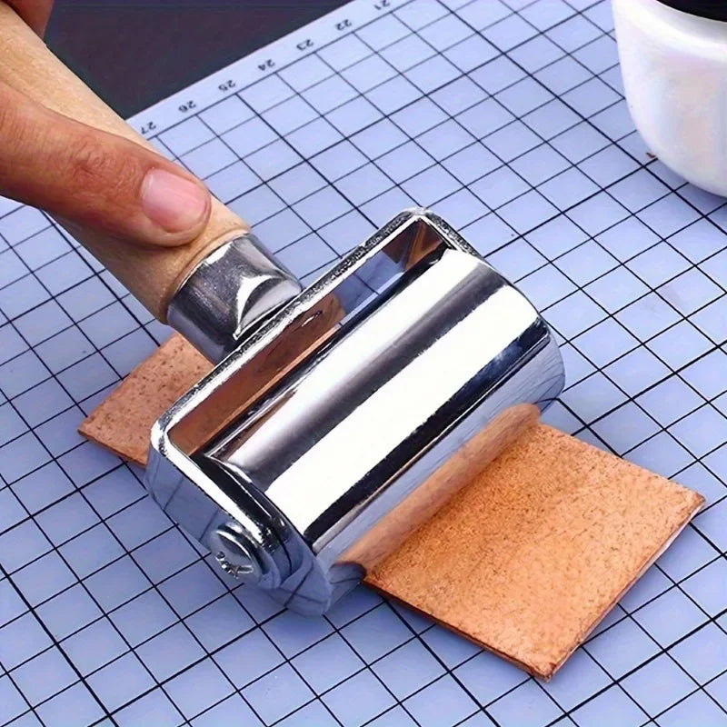 Leather Edge Laminating Roller with Wood Handle 60mm 100mm – image 6