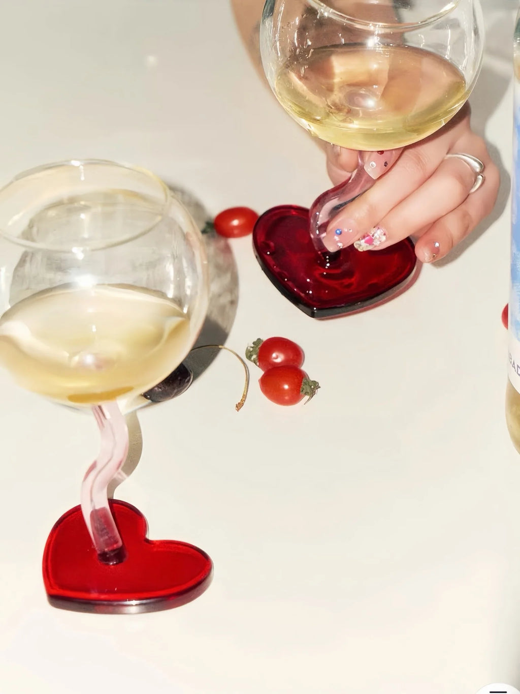 Retro Wavy Goblet Wine Glasses Gift Box, Set of 4 – image 6