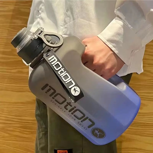 2.4 L Sports Water Bottle with Straw and Volume Markings – image 2