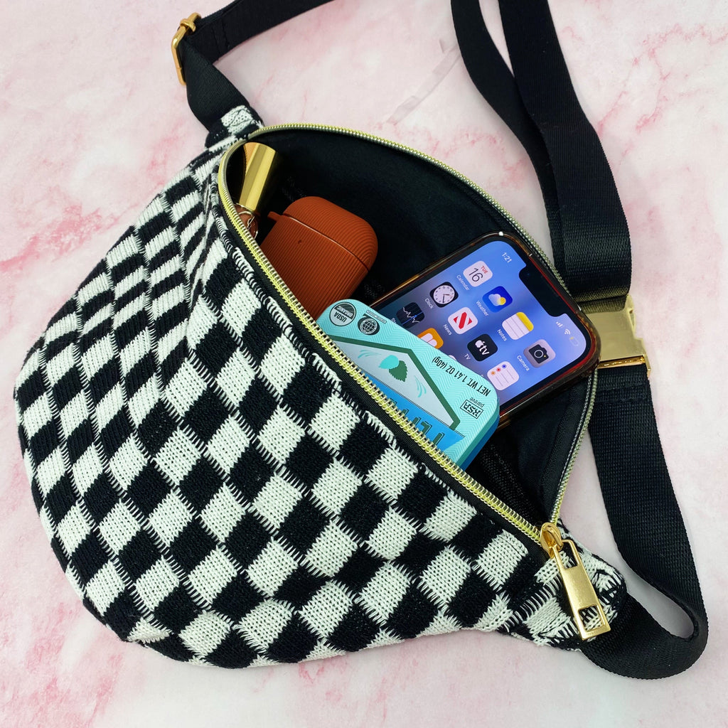 Checkered Knit Belt Sling Bag – Crossbody with Gold Hardware – image 8