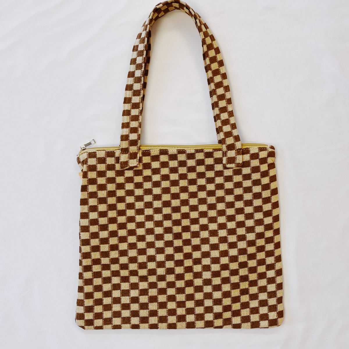 Checkered Tote Bag - Zippered Lined Shoulder Tote with Pocket – image 9