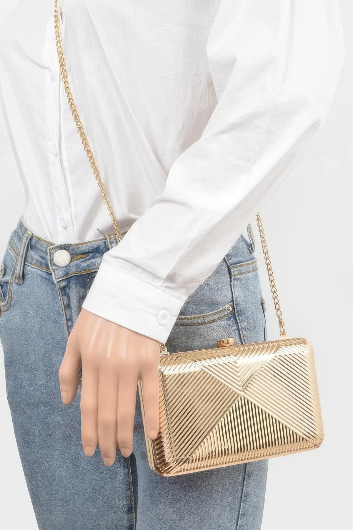 Vintage Metal Clutch with Chain Strap, Geometric Pattern – image 5
