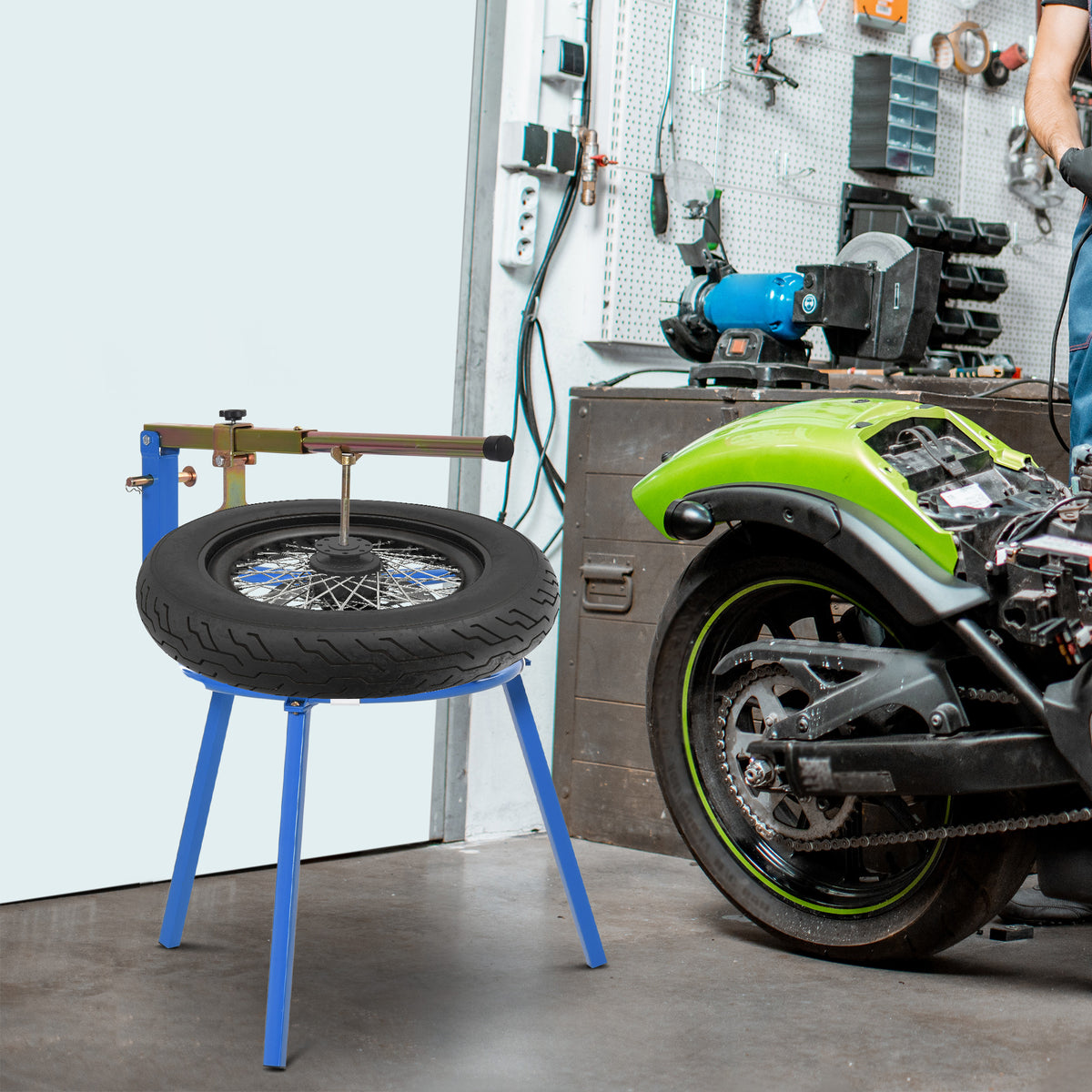 Motorcycle Tire Changer Stand with Bead Breaker, 16-24 in Wheels – image 2