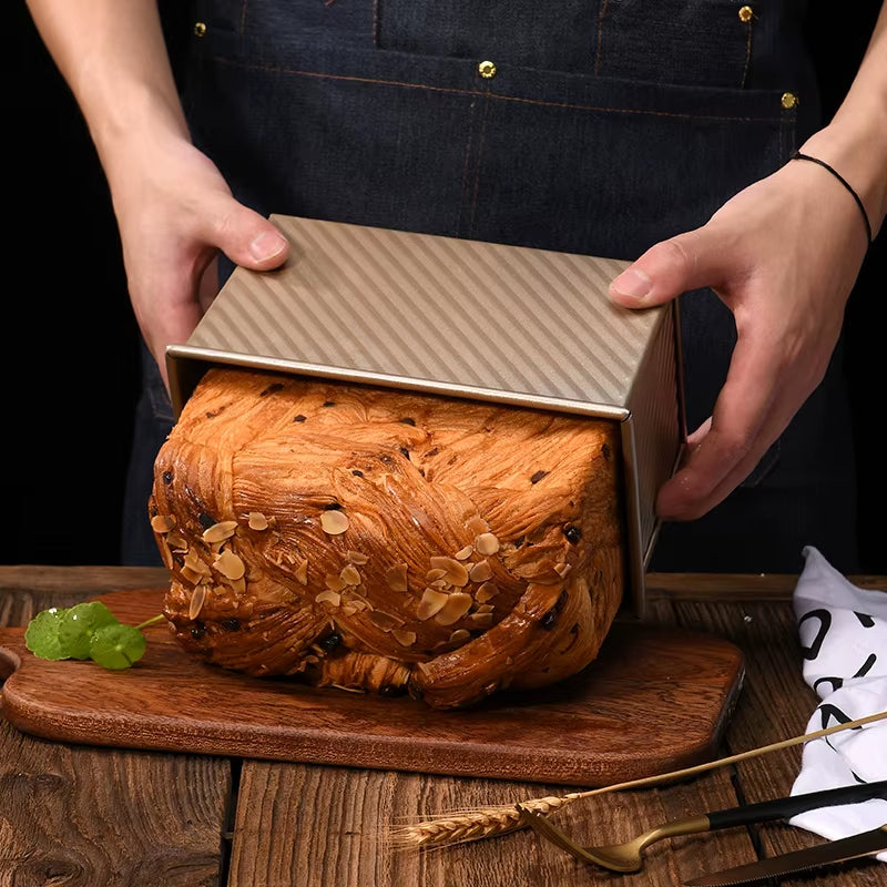 Nonstick Bread Loaf Pan with Lid – image 4