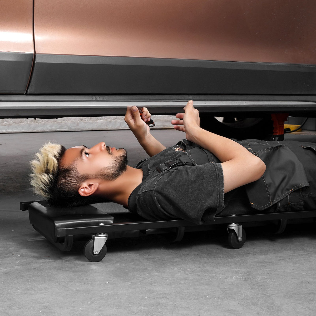 Mechanic Creeper – 40 in Rolling Garage Creeper, 300 lb – image 5