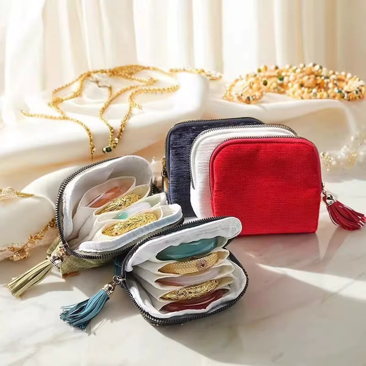 Velvet Jewelry Pouch, 5-Layer Travel Organizer for Rings & Bracelets – image 6