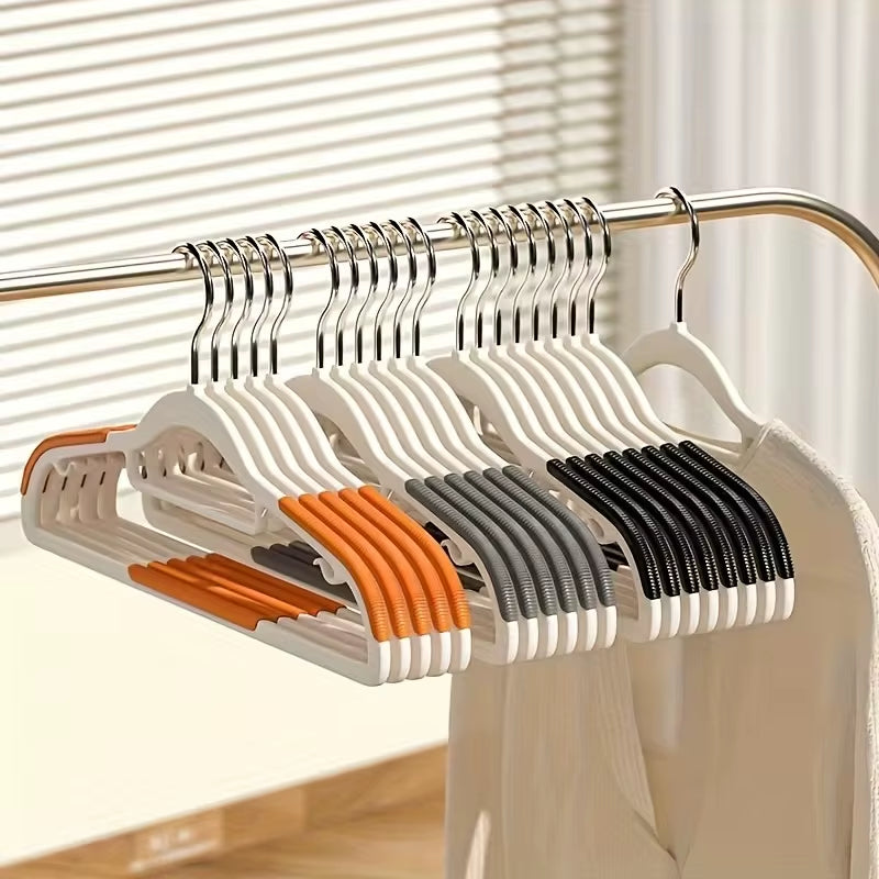 Velvet Hangers - 10 Pack Non-Slip with 20 Clips – image 2