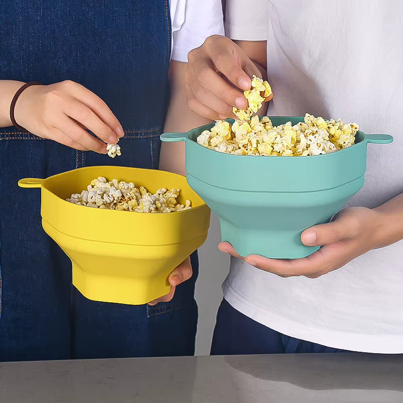 Collapsible Silicone Microwave Popcorn Popper Bowl with Lid – image 3