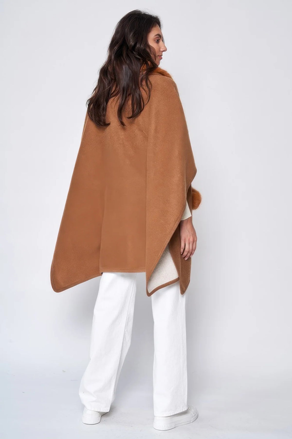 Faux Fur Collar Kimono Wrap – Camel or Gray – image 3