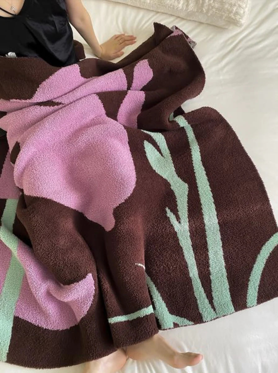 Terracotta Iris Floral Throw Blanket, Thick Warm Earthy Tone – image 10