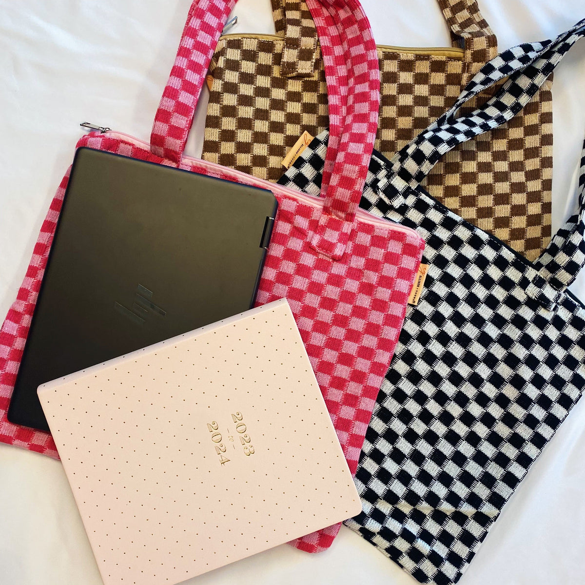 Checkered Tote Bag - Zippered Lined Shoulder Tote with Pocket – image 4