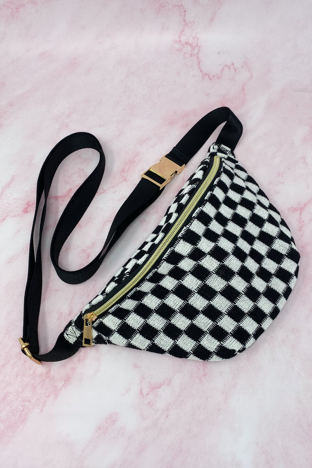 Checkered Knit Belt Sling Bag – Crossbody with Gold Hardware – image 2