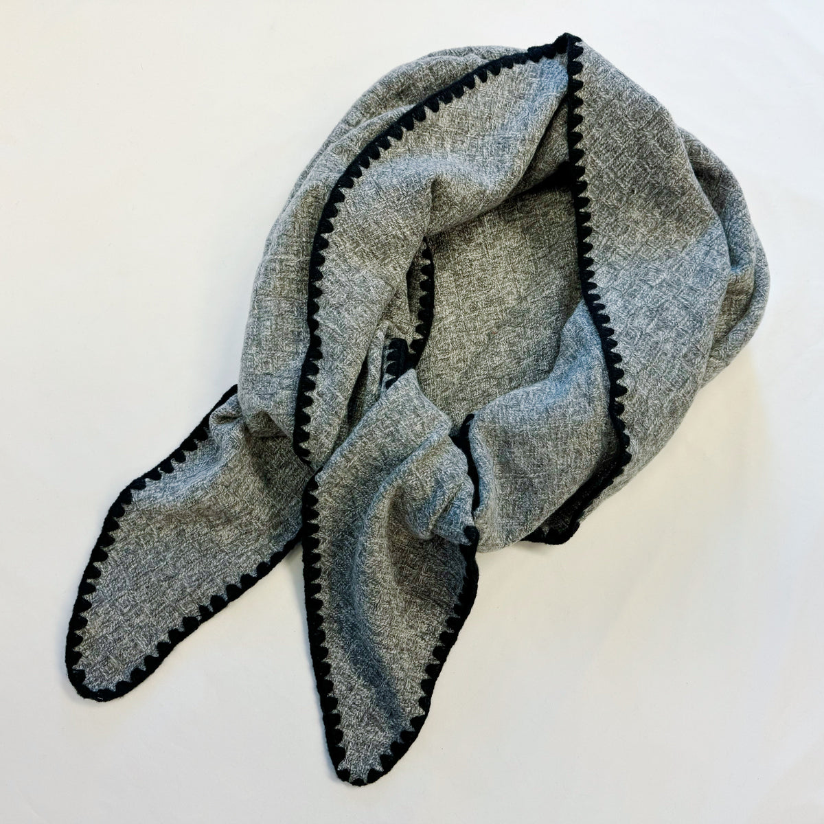 Plaid Triangle Shawl Scarf – 80 x 37 in Winter Wrap – image 6