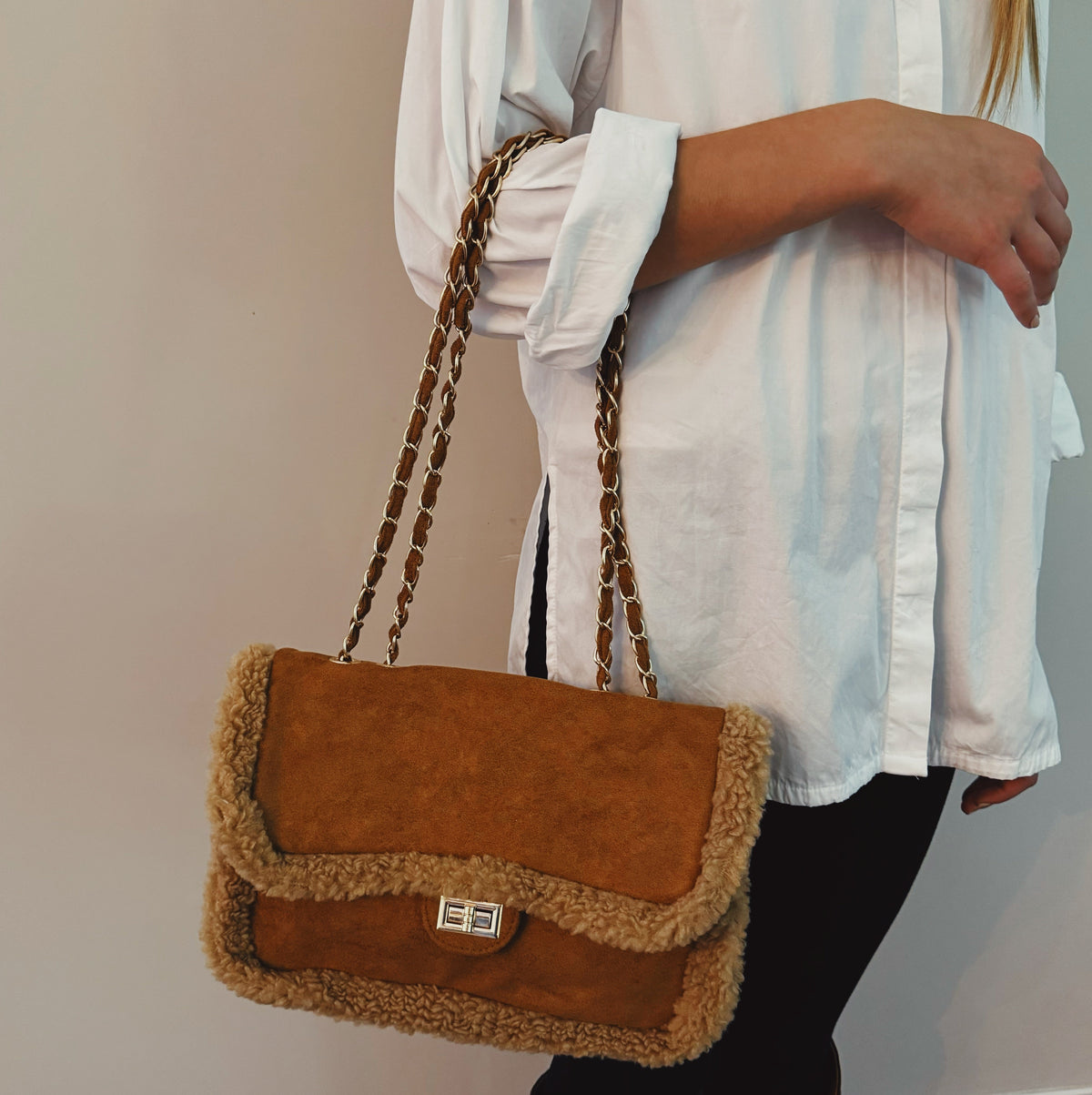 Fluffy Trim Chain Shoulder Bag – Convertible Crossbody Purse – image 3