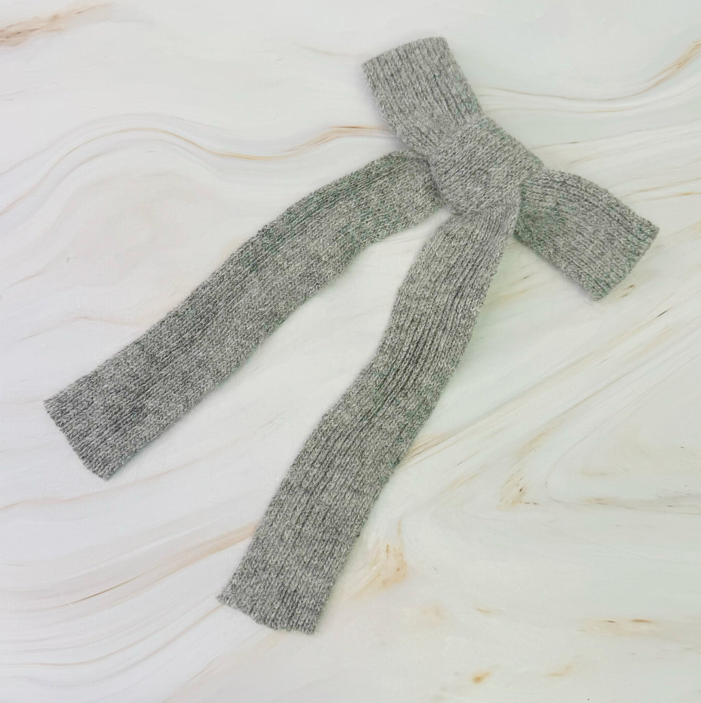 Hair Clip, Yarn Bow Preppy Style – image 3