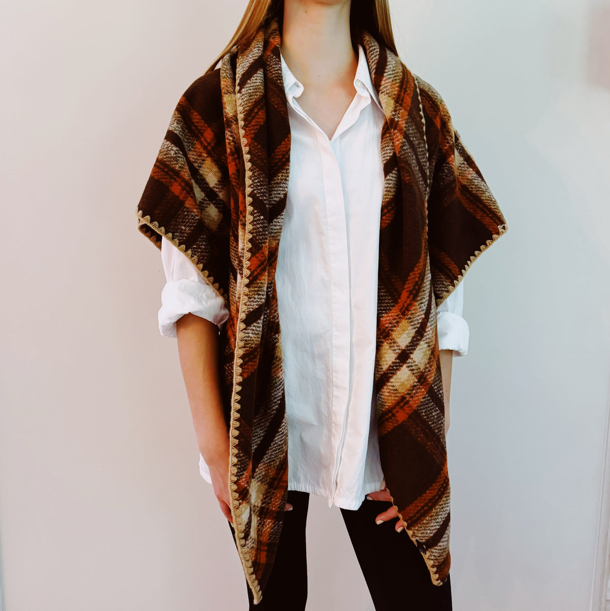 Plaid Triangle Shawl Scarf – 80 x 37 in Winter Wrap – image 9