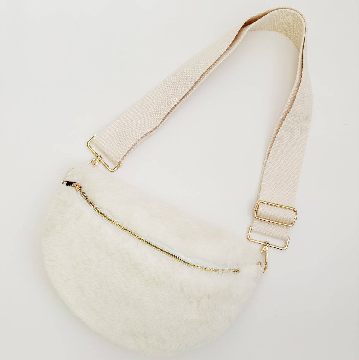 Faux Fur Sling Bag – Soft Crossbody Bag with Wide Adjustable Strap – image 6