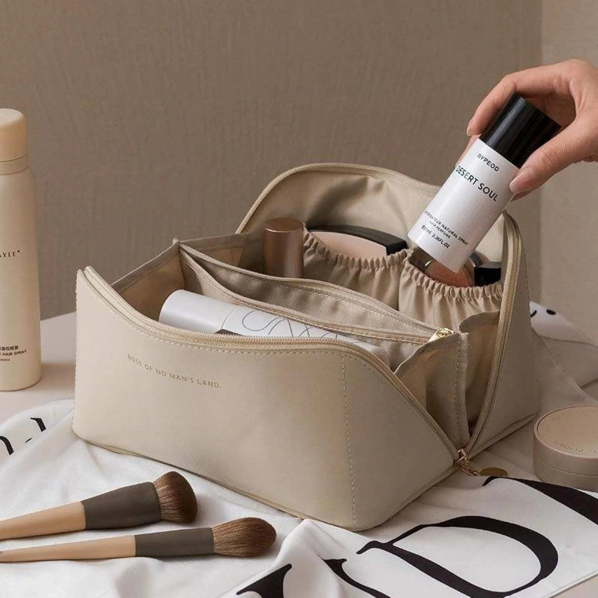 Large Travel Makeup Bag, Waterproof PU Leather Cosmetic Case – image 5