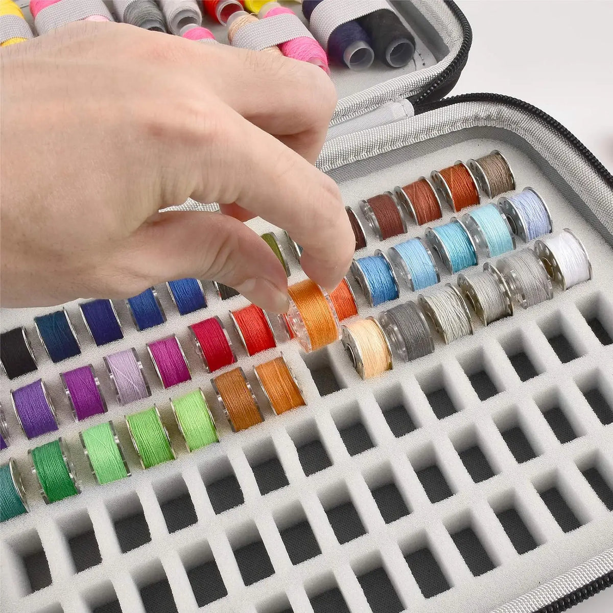 Bobbin Storage Case, Holds 84 Bobbins and 24 Thread Spools – image 4