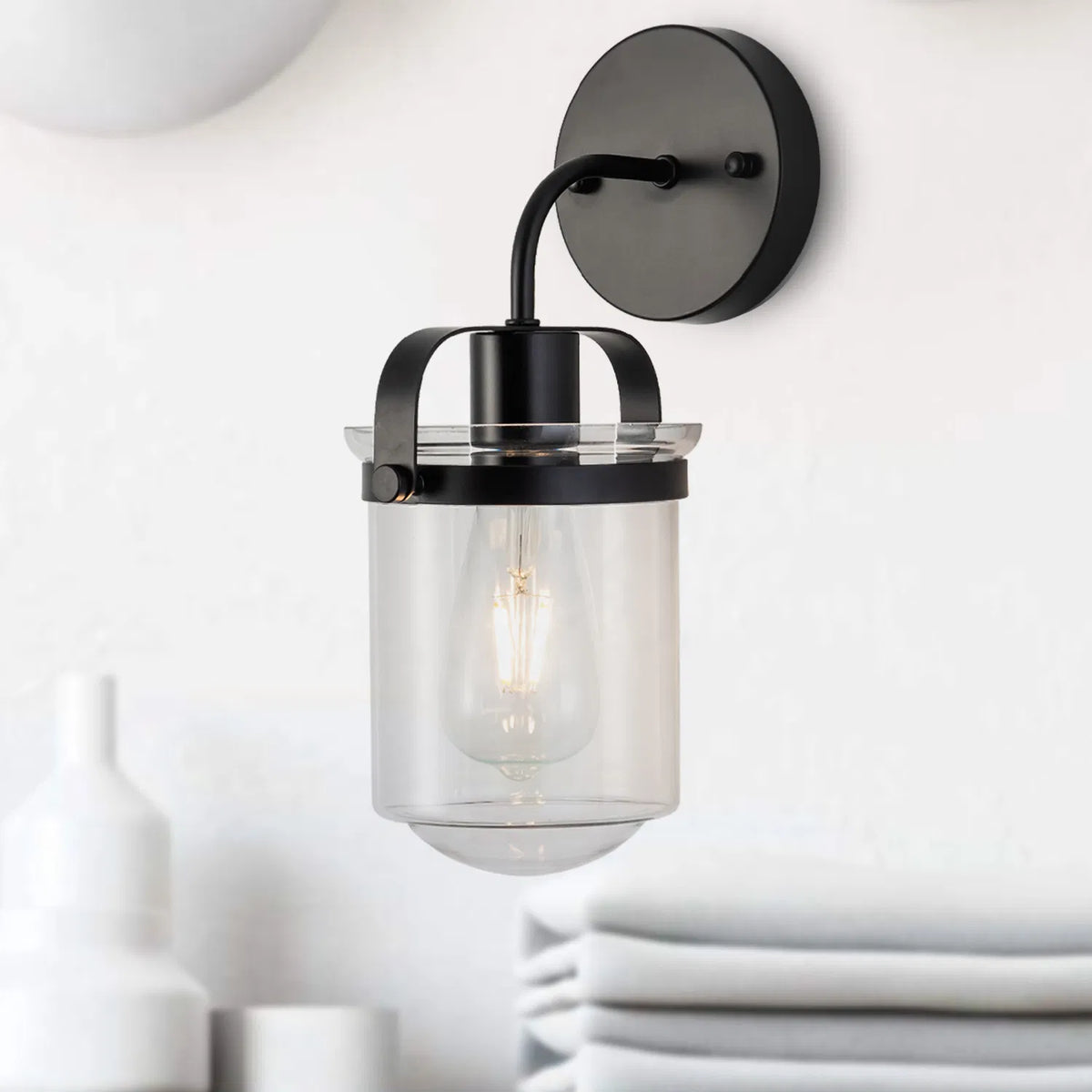 Modern 1-Light Wall Sconce with Clear Glass Globe Shade