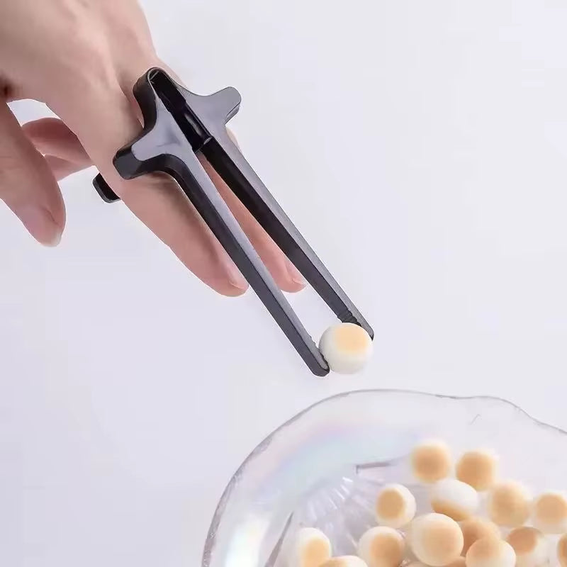 Gamer Finger Chopsticks - Snack Clip Tongs for Gaming
