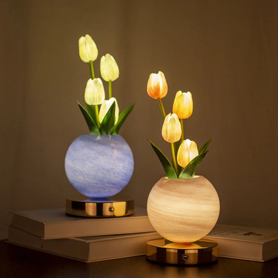Tulip LED Night Light - USB Rechargeable Flower Desk Lamp for Bedroom Decor