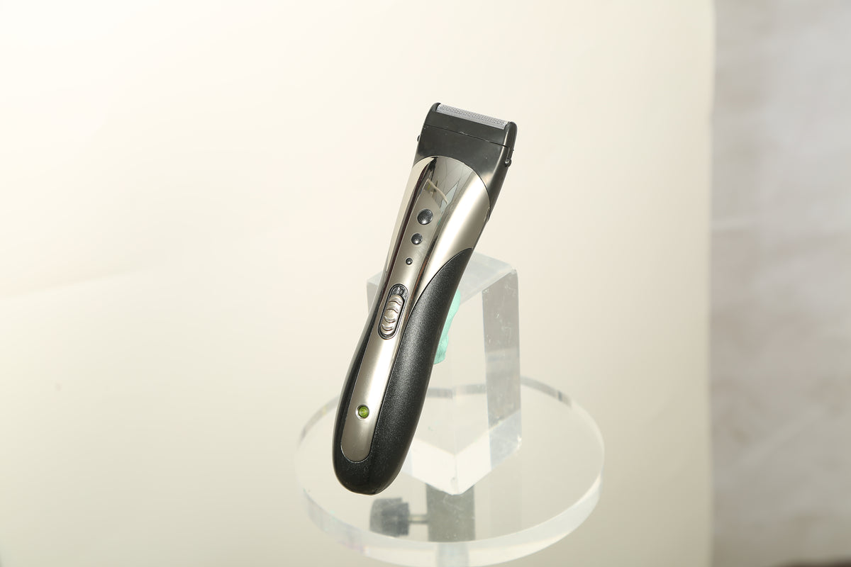 Hair Clipper and Beard Trimmer Kit, 3-in-1 Rechargeable – image 3