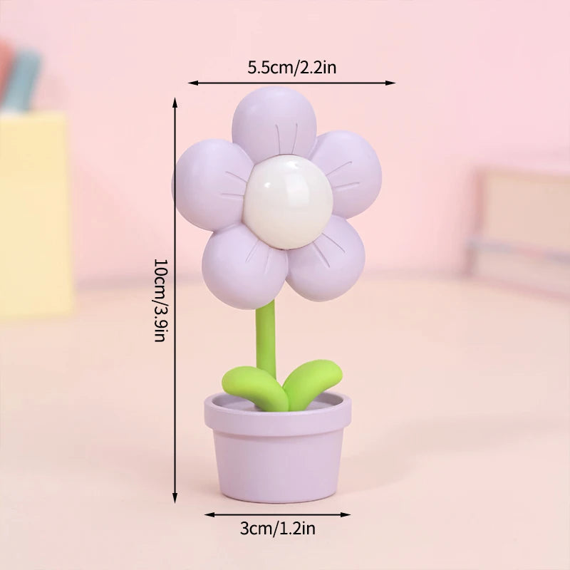 Mini LED Flower Night Light - Cute Desktop Ambient Lamp